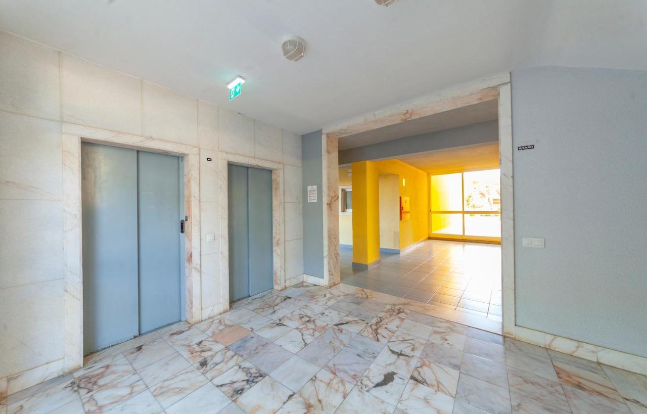 A44 - Sol E Mar Apartment In Lagos Bagian luar foto